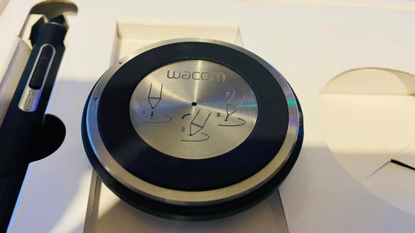 tablette-graphique-wacom-intuos-pro-s-7-noir-big-0