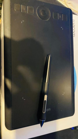 tablette-graphique-wacom-intuos-pro-s-7-noir-big-4