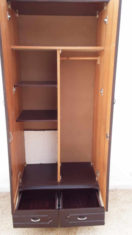armoire-pratique-a-vendre-fonctionnelle-et-bien-concue-big-0