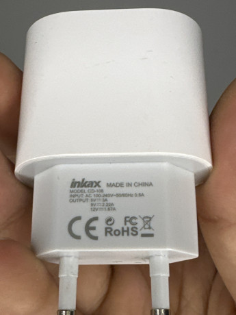 chargeur-iphone-big-1