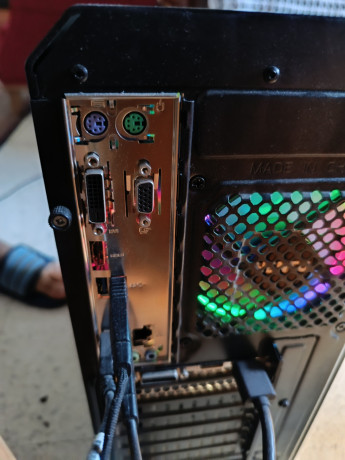 pc-gamer-full-setup-big-1