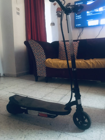 trottinette-enfant-a-partir-de-10-ans-vers-13-ans-big-1