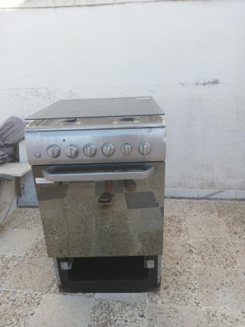 gaz-ndhayef-fiih-shwy-zdid-m-loulta-qhw-w-placards-ndhiif-eibara-jdid-big-1