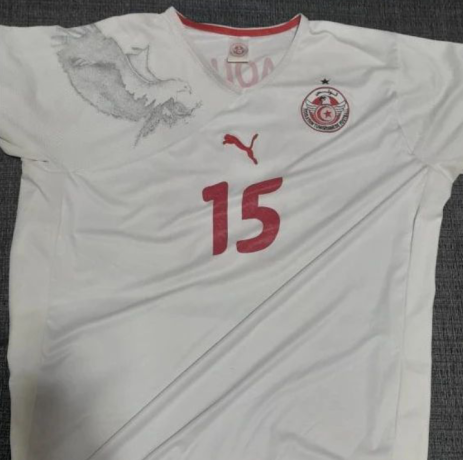 pull-equipe-nationale-de-tunis-big-0