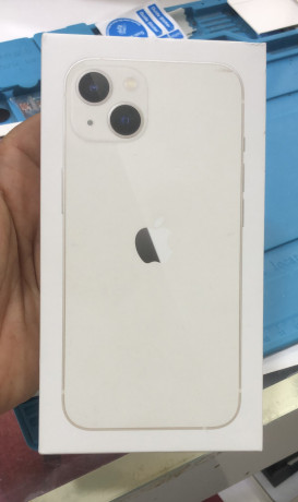 iphone-13-cachete-big-0