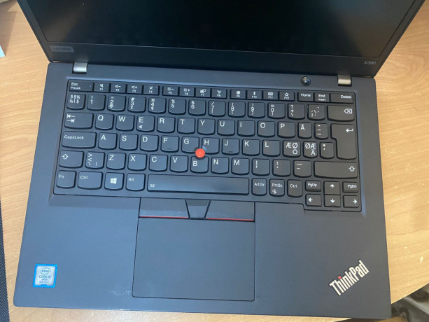 laptop-lenevo-thinkpad-x390-big-2