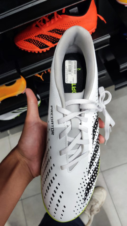 crampon-dorigine-adidas-big-1