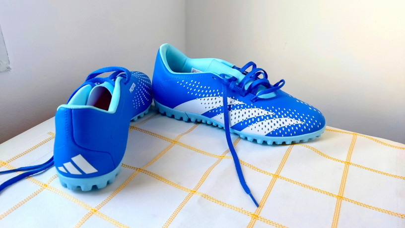 crampon-dorigine-adidas-predator-big-0